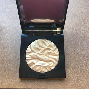 Laura Mercier Face Illuminator color:Addiction